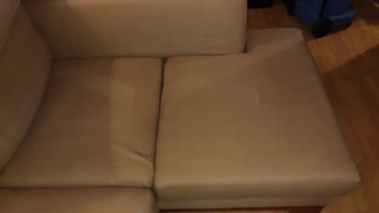 Oto efekt naszej pracy idealnie wyczyszczony narożnik.