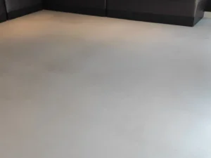 Podłoga po czyszczeniu Bollywood Restaurant Szczecin