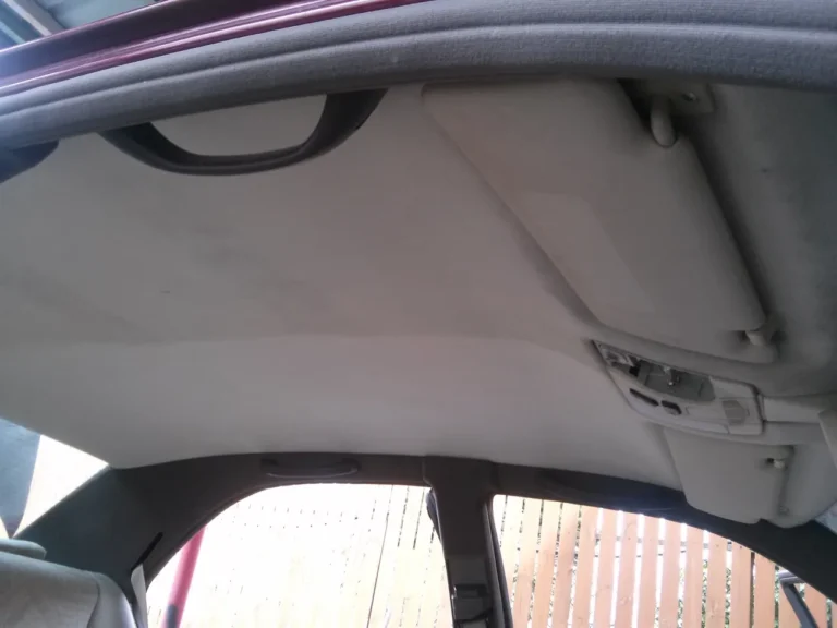 Pranie podsufitki - efekt w połowie prania