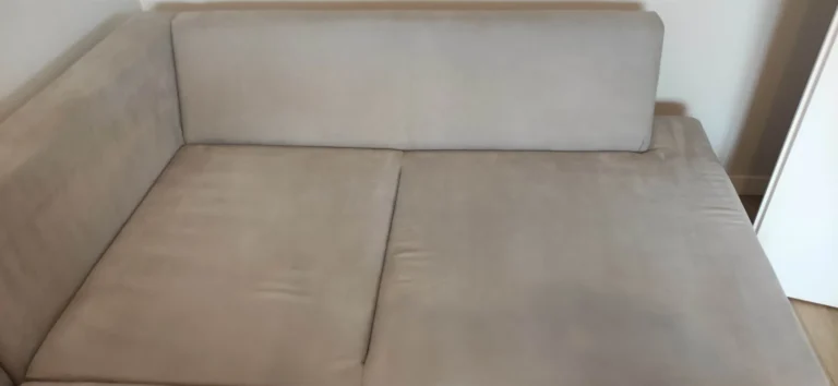 Piorunujący efekt wyprania brudnego mebla. Tak to powinno wyglądać