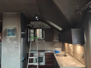 Sprzątanie pożaru - kuchnia przed